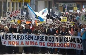 Manifestacion_contra_mina_Corcoesto